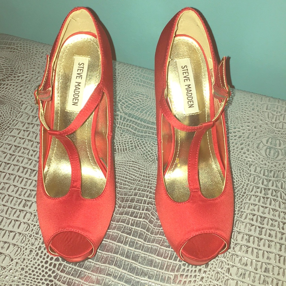 STEVE MADDEN HEELS💋!!